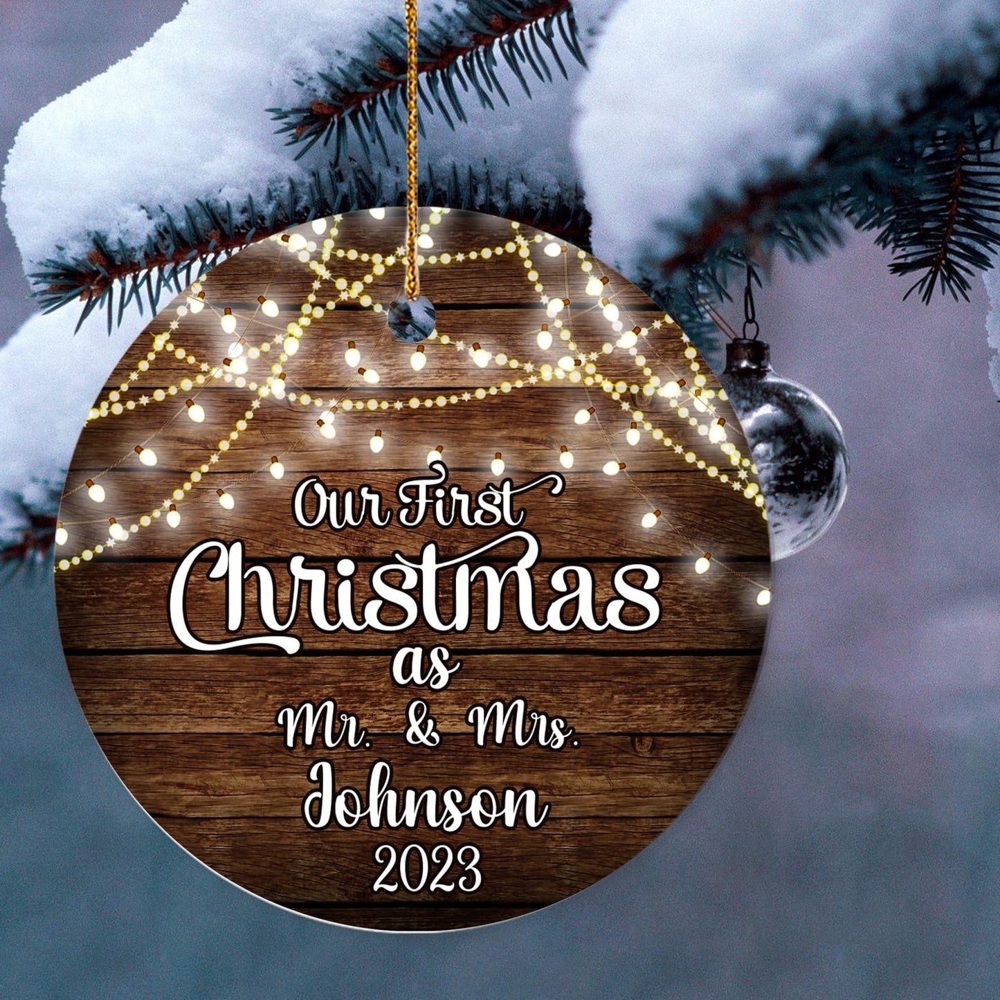 Our First Christmas as Mr. and Mrs. Ornament, Wedding Gifts for Couple Bride and Groom, 1st Christmas Married Ornaments, 2023 Christmas Tree Decoration, Bridal Shower Gift, Newlywed Gift