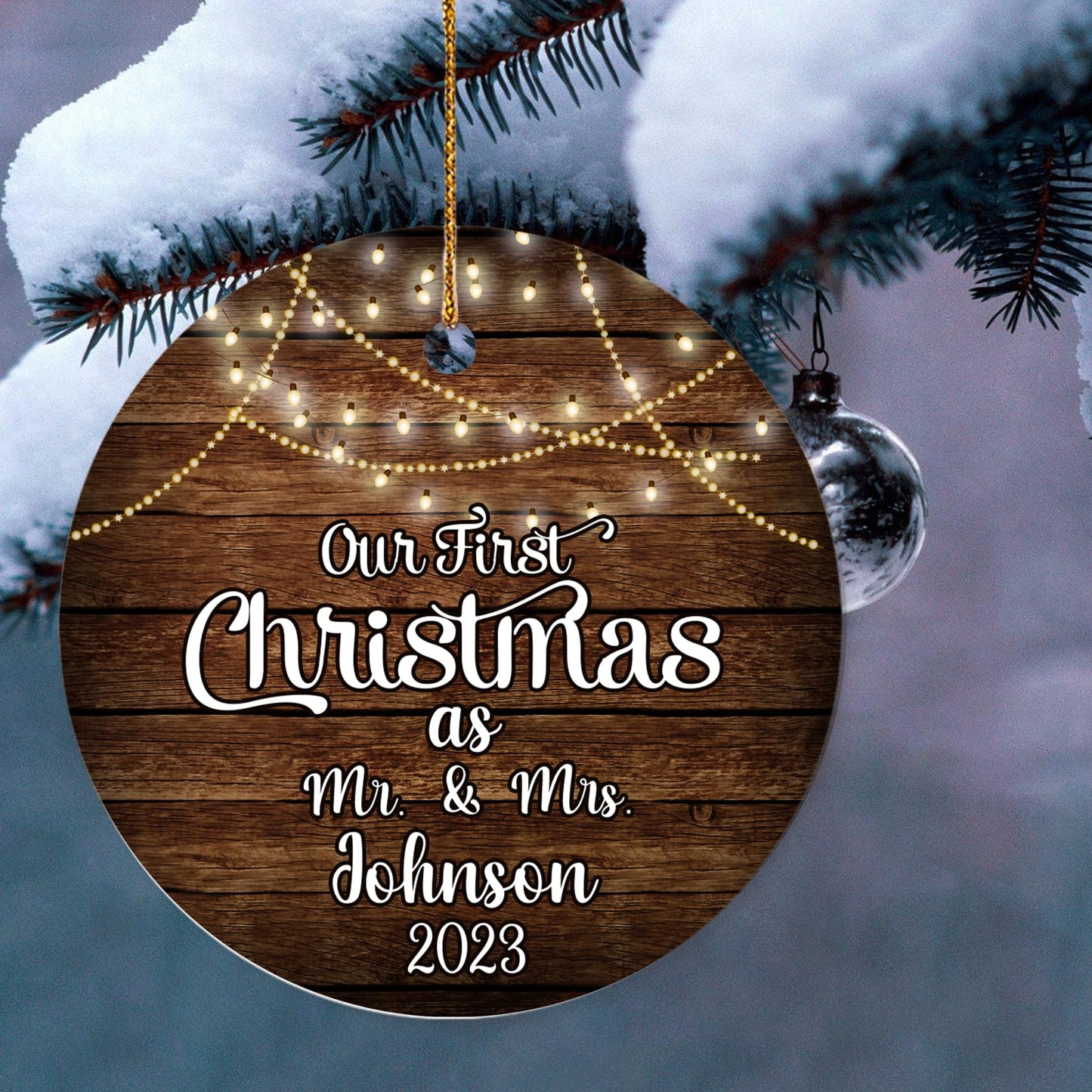 Our First Christmas as Mr. and Mrs. Ornament, Wedding Gifts for Couple Bride and Groom, 1st Christmas Married Ornaments, 2023 Christmas Tree Decoration, Bridal Shower Gift, Newlywed Gift
