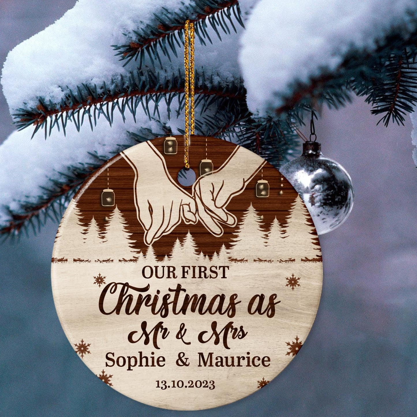 Our First Christmas as Mr. and Mrs. Ornament, Wedding Gifts for Couple Bride and Groom, 1st Christmas Married Ornaments, 2023 Christmas Tree Decoration, Bridal Shower Gift, Newlywed Gift
