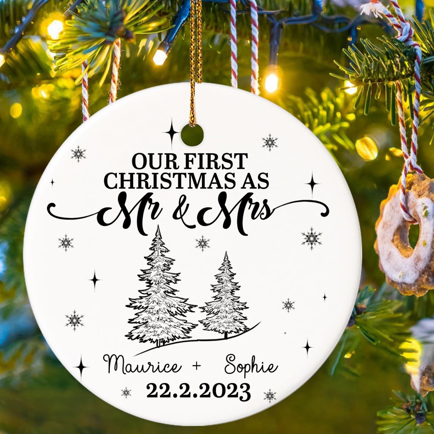 Our First Christmas as Mr. and Mrs. Ornament, Wedding Gifts for Couple Bride and Groom, 1st Christmas Married Ornaments, 2023 Christmas Tree Decoration, Bridal Shower Gift, Newlywed Gift